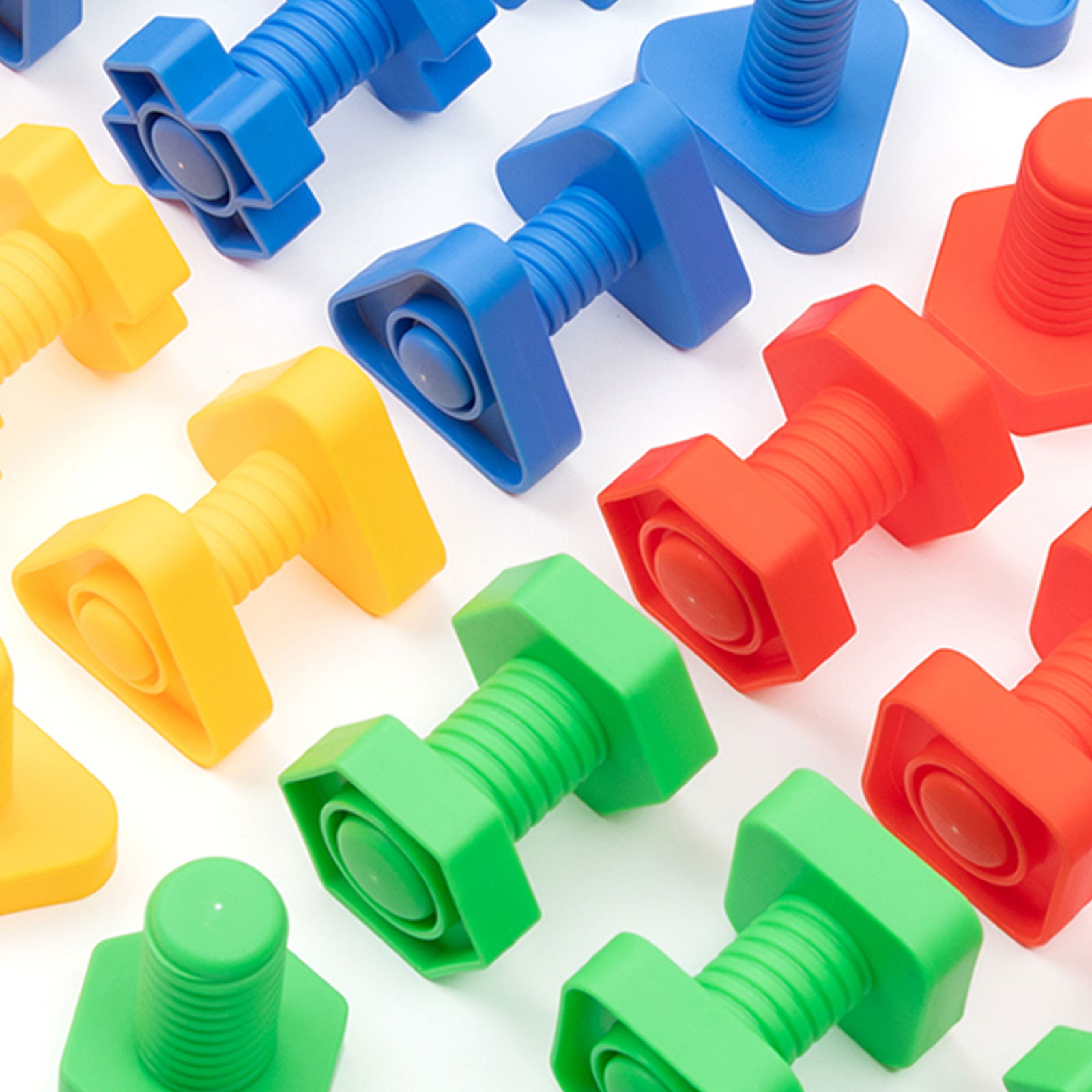 Geotwist šroubovací hra, sada 64 dílů Geotwist šroubovací hra, sada 64 dílů