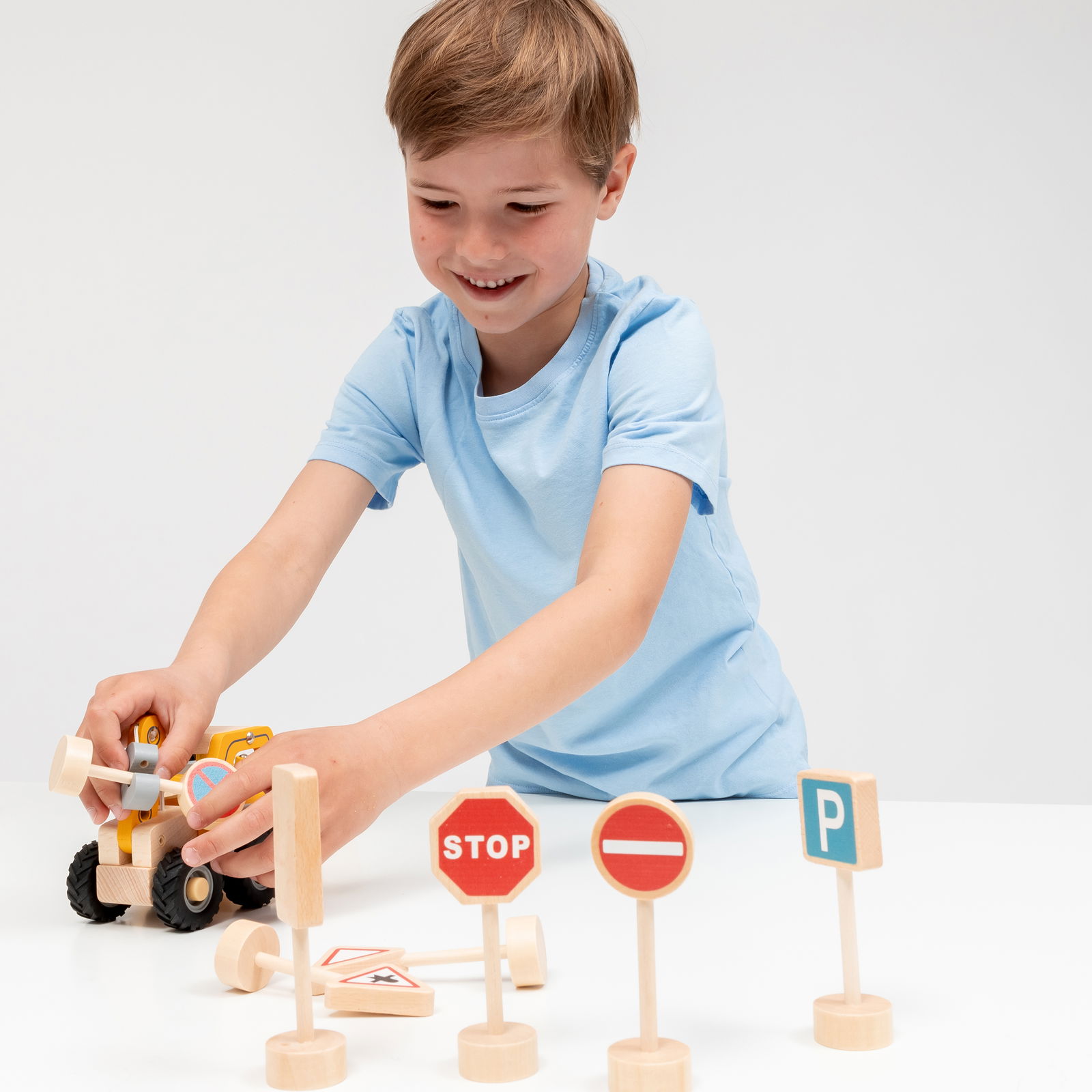 Wooden construction vehicles, crane truck Wooden construction vehicles, crane truck