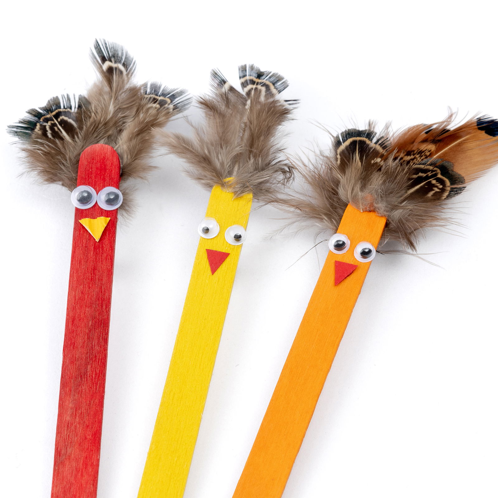 Prirodno perje, 3 različite vrste perja, set od 200 komada Prirodno perje, 3 različite vrste perja, set od 200 komada