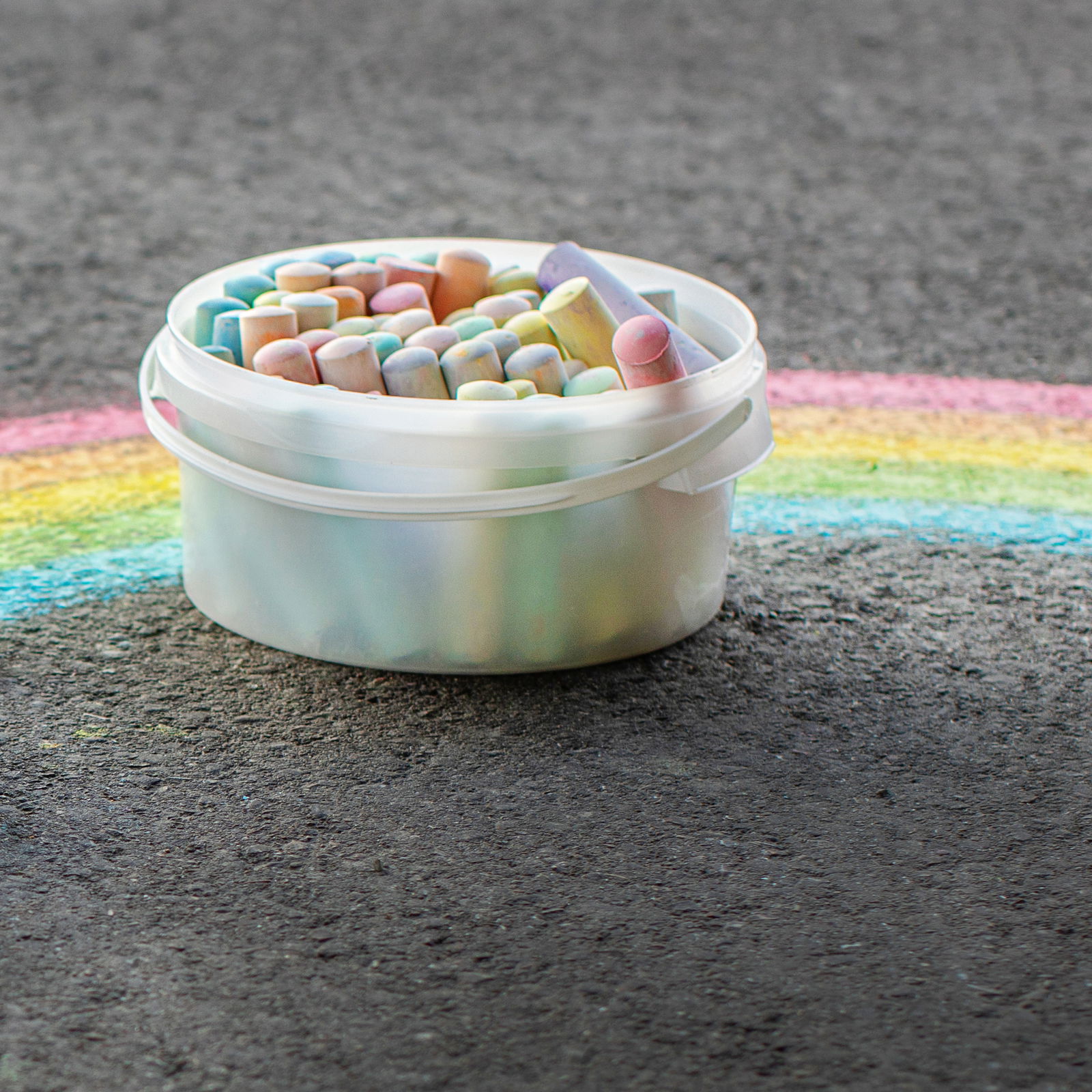 Straßenmalkreide, 50er Set im Eimer Straßenmalkreide, 50er Set im Eimer
