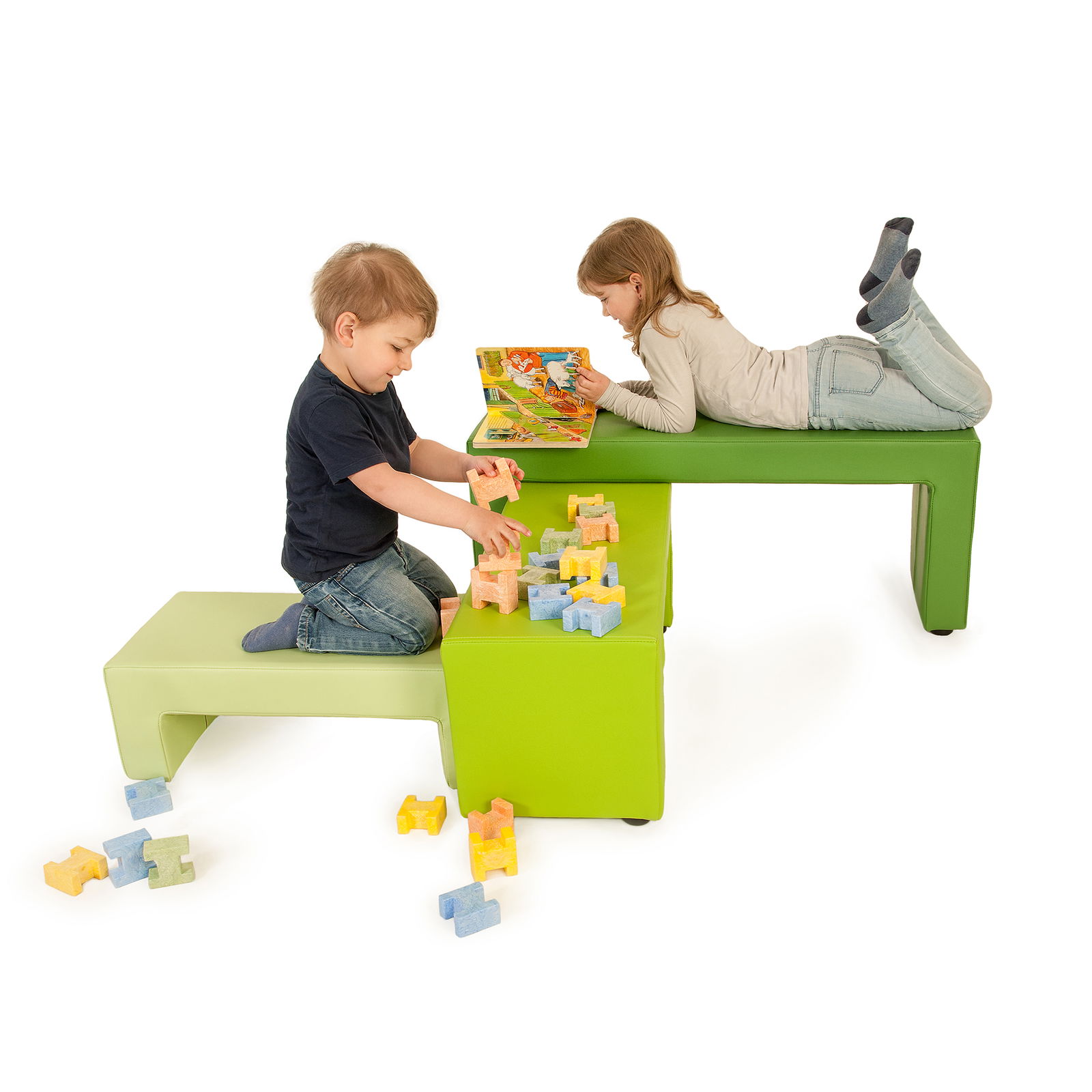 671-300_polsterbaenke_gruen_c 671-300_polsterbaenke_gruen_c