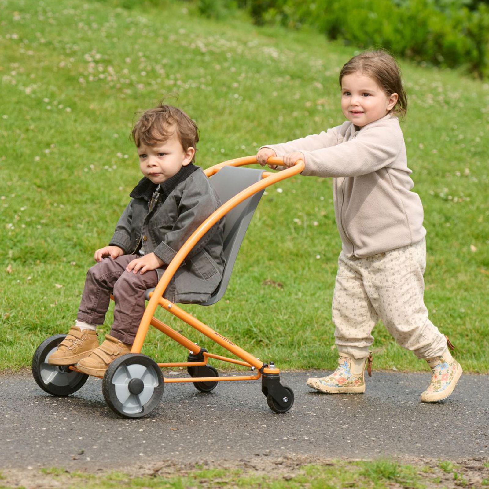 Buggy aktiv 568