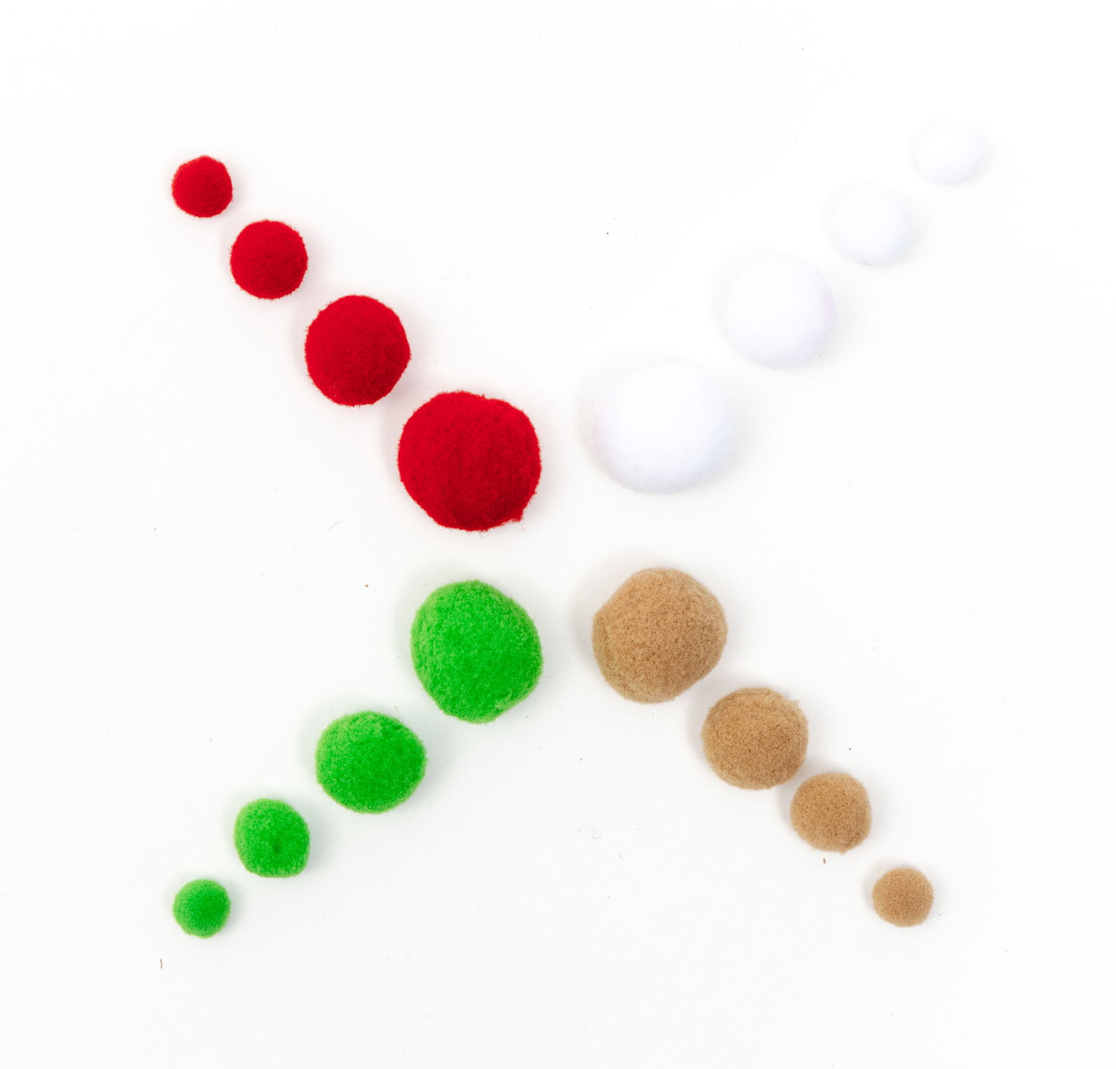 Pompons, 4 weihnachtliche Farben, 4 Größen, 78 Stück