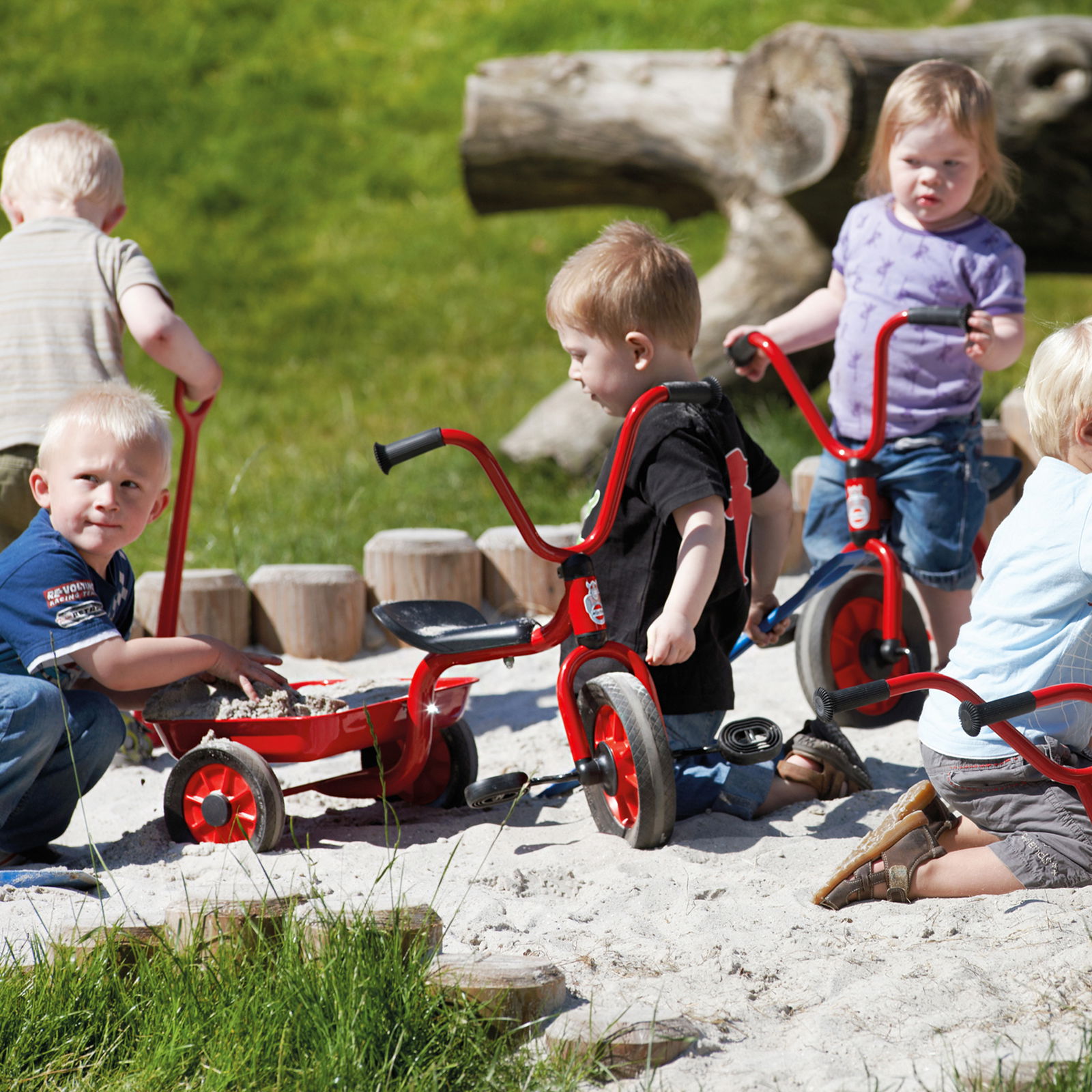 MINI Krippendreirad mit Wanne Winther 447 MINI Krippendreirad mit Wanne Winther 447