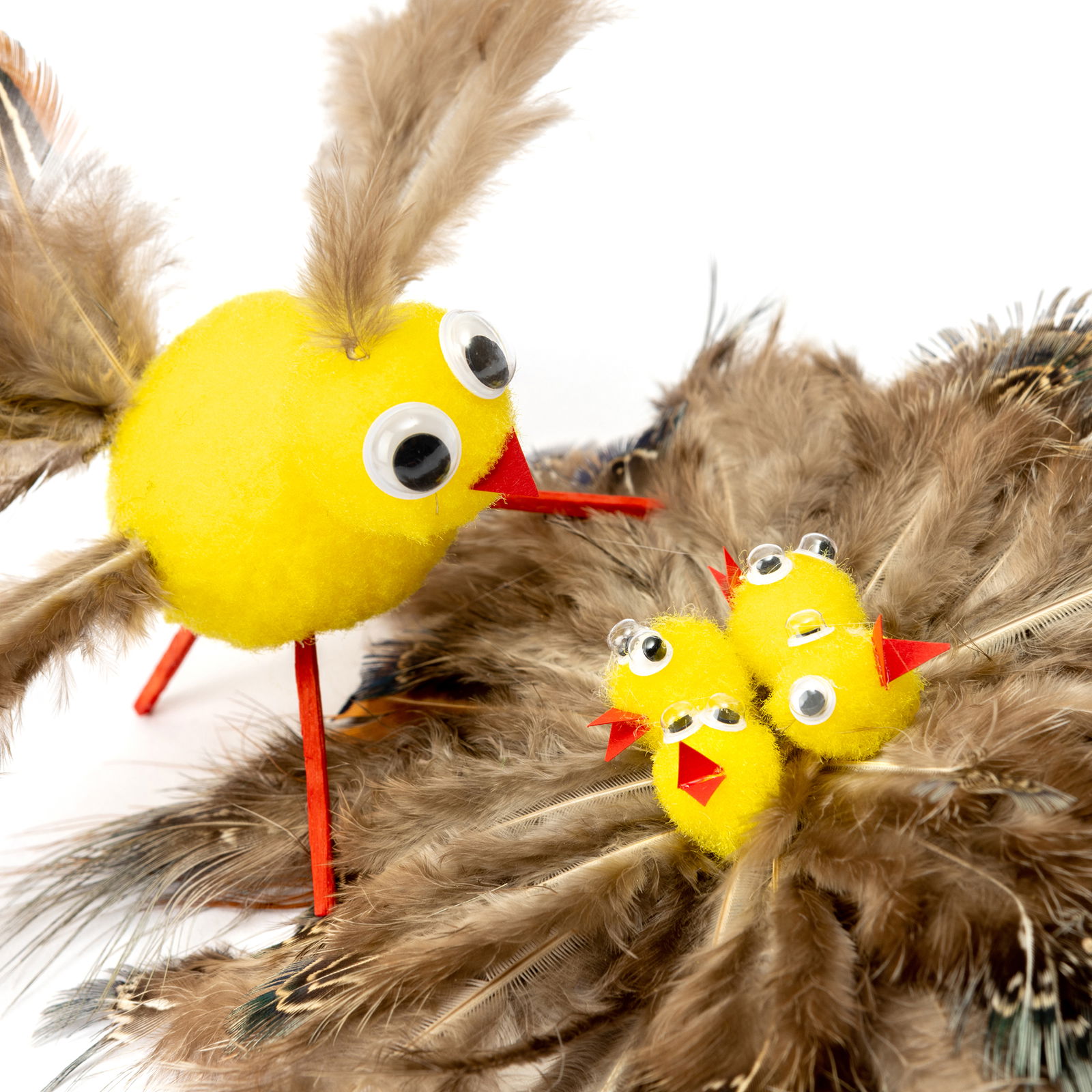 Prirodno perje, 3 različite vrste perja, set od 200 komada Prirodno perje, 3 različite vrste perja, set od 200 komada