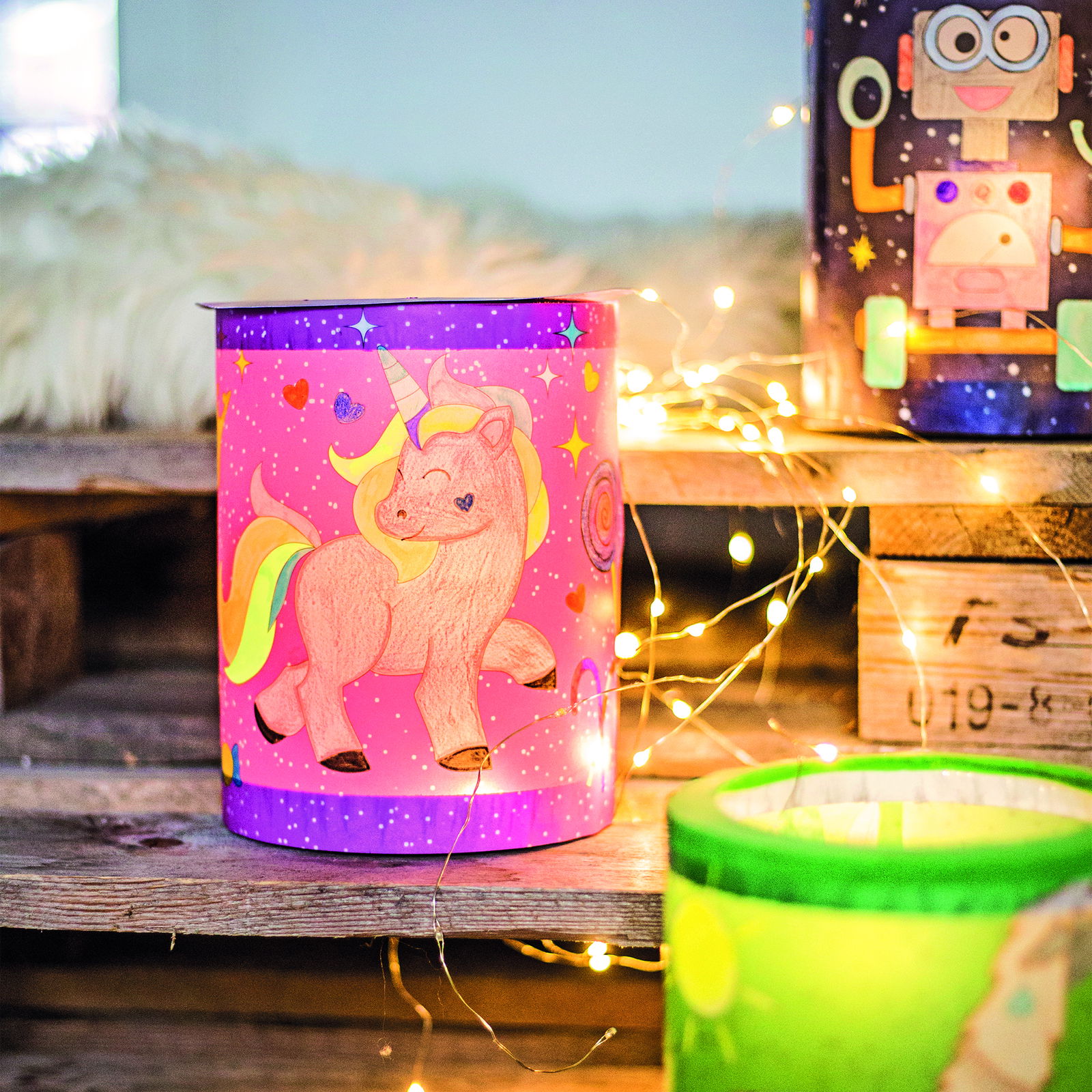 Wycinanka do lampionów o średnicy 15,3 cm, Jednorożec, 25 sztuk Wycinanka do lampionów o średnicy 15,3 cm, Jednorożec, 25 sztuk