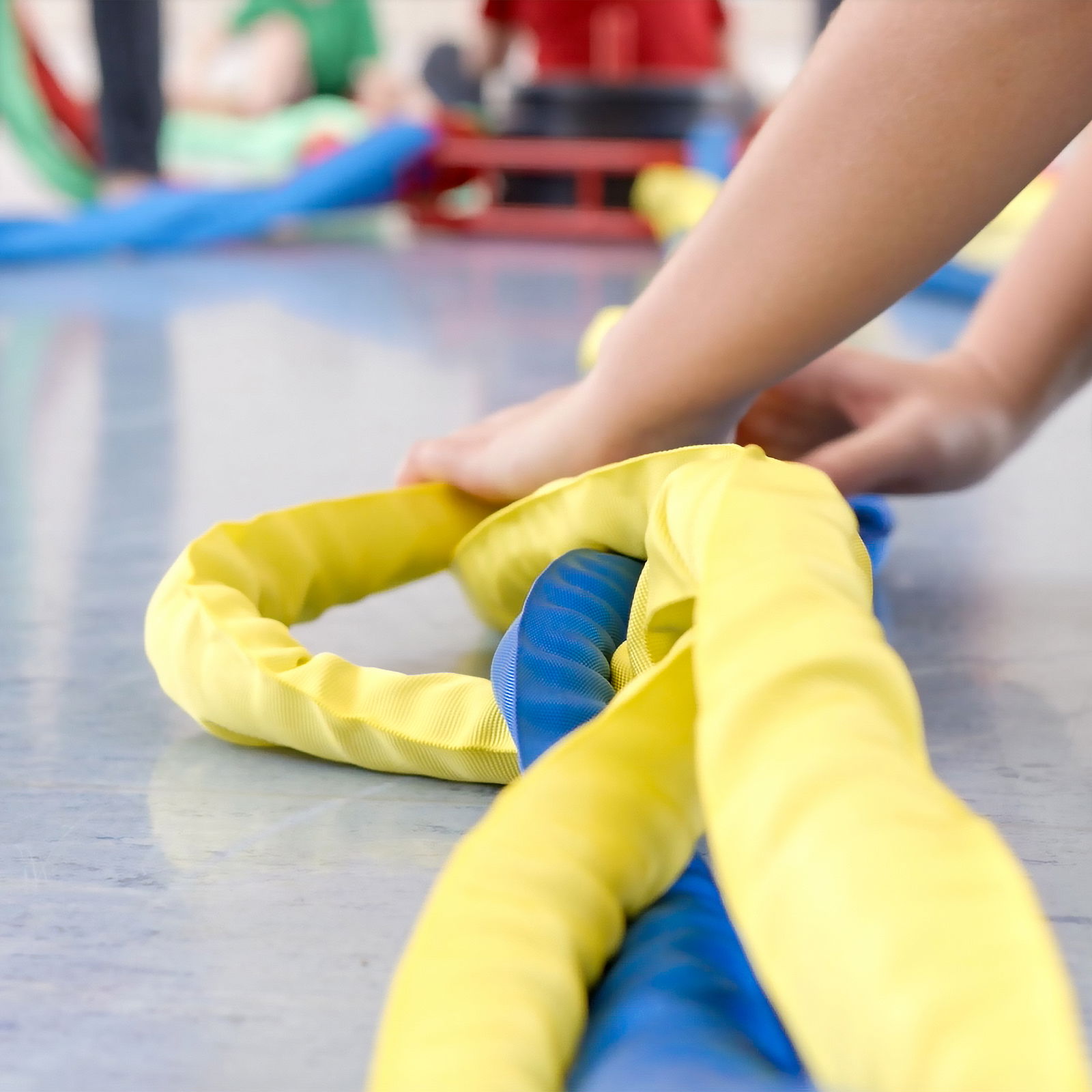 K-Ropes osnovna oprema, 8 vrvi vključno s 4 utežmi